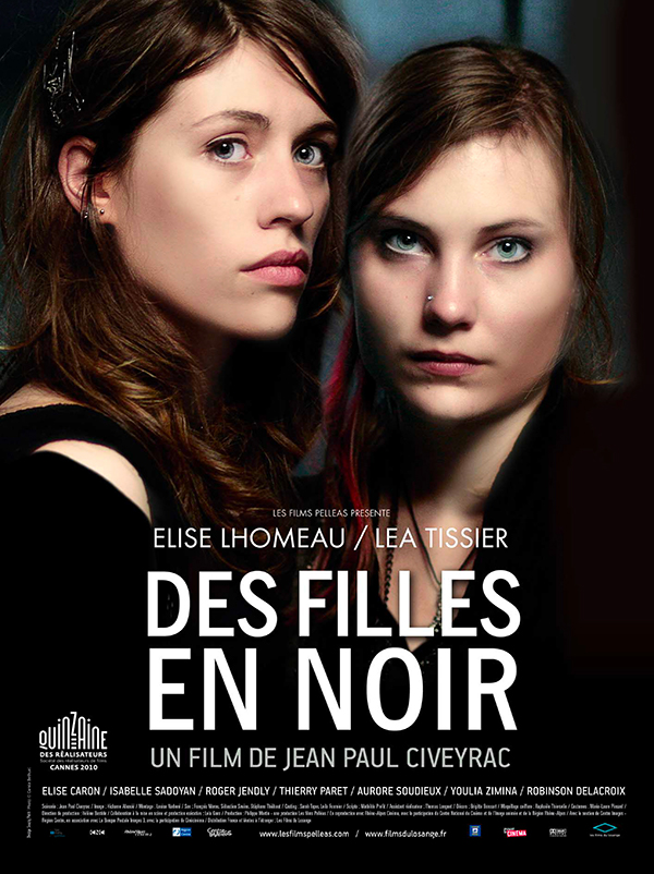 Des filles en noir