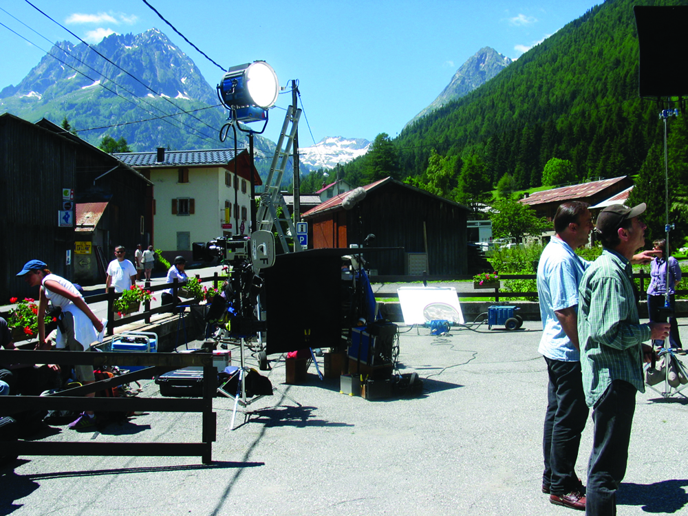 Sur le tournage de MALABAR PRINCESS à Vallorcine (74) en mars 2003 © Epithete Films - ARAC